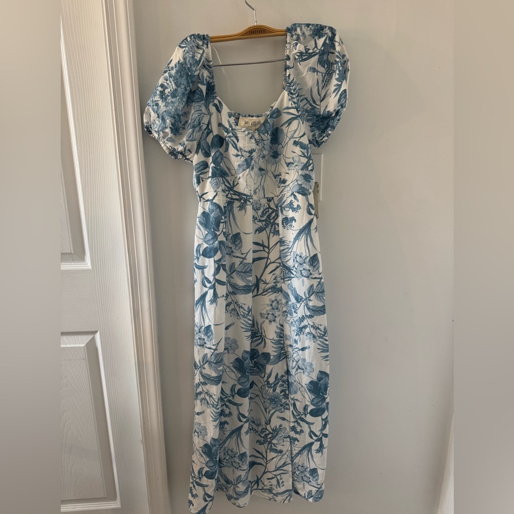 Sweet Wanderer Blue Floral Midi Dress